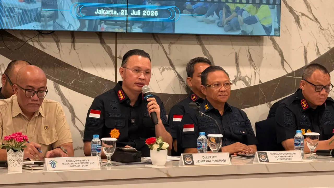 Imigrasi Beberkan Fakta Baru Kasus Investor Palsu, Dokumen hingga Rekening Diduga Direkayasa 1 Imigrasi Beberkan Fakta Baru Kasus Investor Palsu, Dokumen hingga Rekening Diduga Direkayasa
