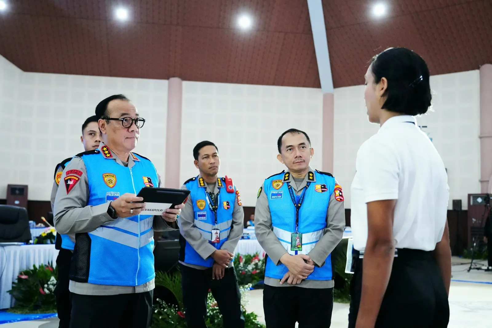 Seleksi Taruna Akpol 2026 Masuki Tahap Akhir, Wakapolri Pimpin Pemeriksaan Penampilan 404 Peserta 1 Seleksi Taruna Akpol 2026 Masuki Tahap Akhir, Wakapolri Pimpin Pemeriksaan Penampilan 404 Peserta