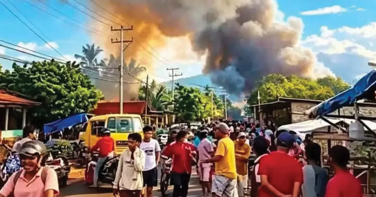 Mencekam! Konflik Berdarah Pecah di Adonara Timur, BNPB Laporkan 3 Orang Tewas 1 Mencekam! Konflik Berdarah Pecah di Adonara Timur, BNPB Laporkan 3 Orang Tewas