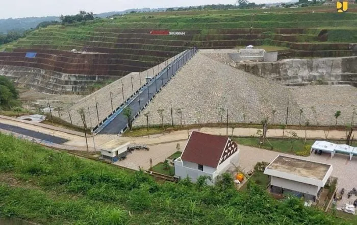 Kemarau Makin Parah, Warga Diimbau Waspada Penurunan Kualitas Air Sungai 1 Kemarau Makin Parah, Warga Diimbau Waspada Penurunan Kualitas Air Sungai