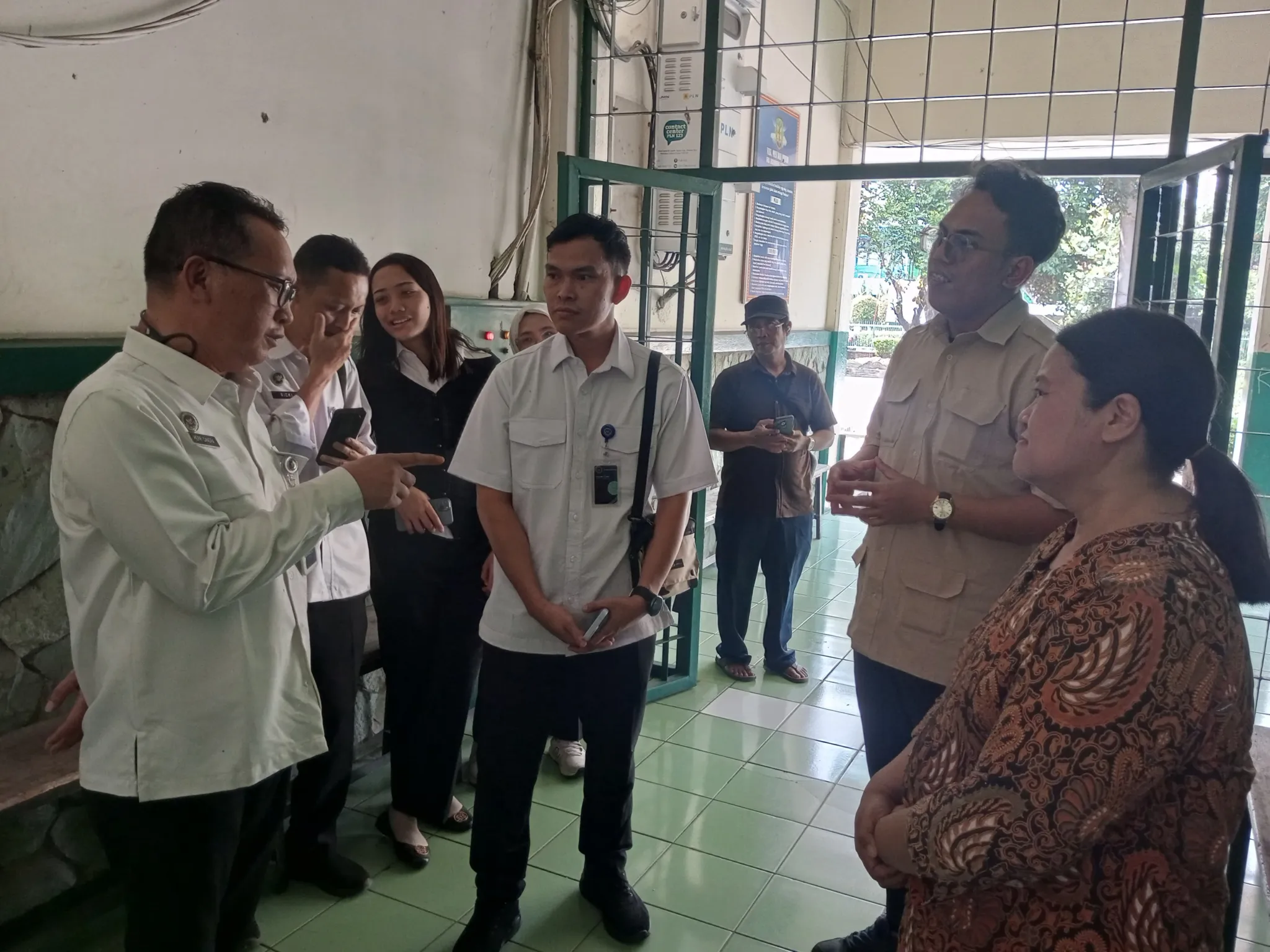 BGN Kembali Salurkan MBG, Distribusi Kini Diawasi Lebih Ketat 1 BGN Kembali Salurkan MBG, Distribusi Kini Diawasi Lebih Ketat