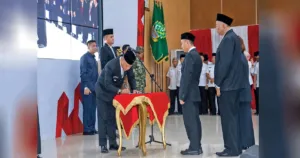 Lantik 1.564 Anggota BPD, Plt Bupati Bekasi Asep: Utamakan Kepentingan Warga