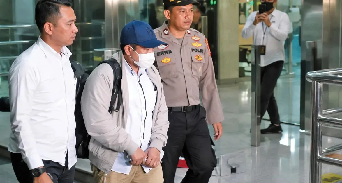 MAKI Bongkar Tiga Pemicu Kepala Daerah Korupsi, Keserakahan Disebut Faktor Utama 1 MAKI Bongkar Tiga Pemicu Kepala Daerah Korupsi, Keserakahan Disebut Faktor Utama