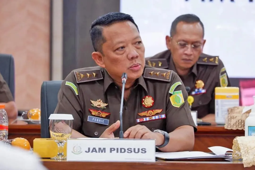 Mundurnya Febrie Adriansyah Bikin X Memanas, Warganet Ramai Desak Proses Hukum Transparan 1 Mundurnya Febrie Adriansyah Bikin X Memanas, Warganet Ramai Desak Proses Hukum Transparan