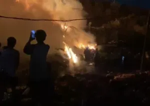 TPA Cipayung Depok Kebakaran, Api Berkobar Hebat, Damkar Kerahkan 4 Unit Mobil 4 TPA Cipayung Depok Kebakaran, Api Berkobar Hebat, Damkar Kerahkan 4 Unit Mobil