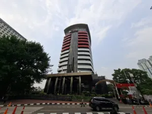 KPK Sita Land Cruiser LC 300 Diduga Hadiah Suap Bupati Kuansing