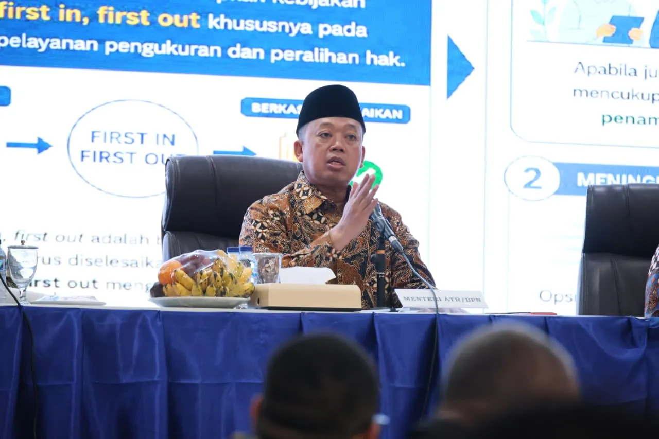 Nusron Warning Pejabat BPN: Ingin Selamat! Ikuti Aturan Jangan Perasaan 1 Nusron Warning Pejabat BPN: Ingin Selamat! Ikuti Aturan Jangan Perasaan
