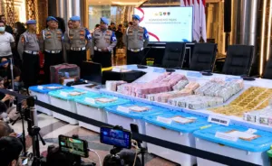 Polri Belum Tetapkan Tersangka Kasus Korupsi Batu Bara, ASABRI, dan Krakatau Steel 9 Polri Belum Tetapkan Tersangka Kasus Korupsi Batu Bara, ASABRI, dan Krakatau Steel