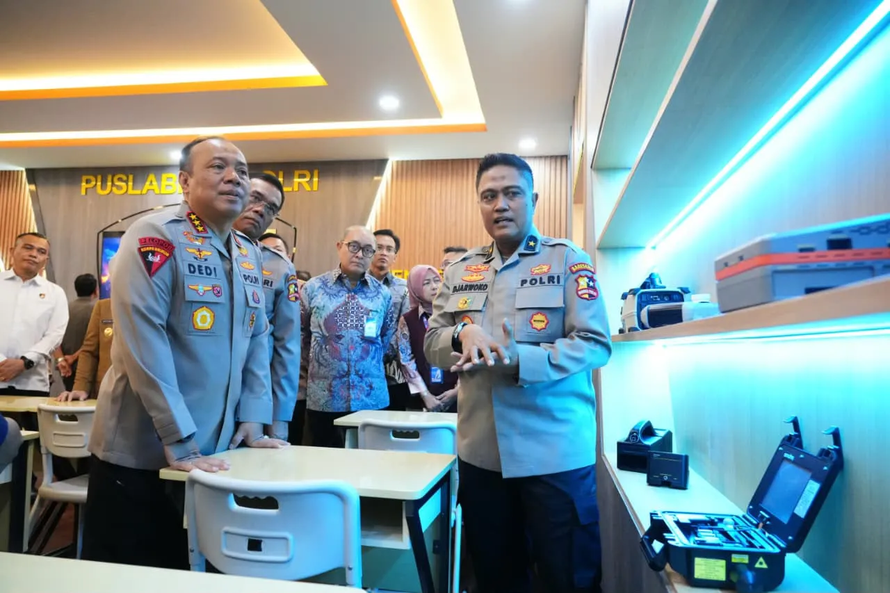 Polri Siapkan Kurikulum Baru 2027, AI, HAM, dan Big Data Jadi Fokus Utama 1 Polri Siapkan Kurikulum Baru 2027, AI, HAM, dan Big Data Jadi Fokus Utama