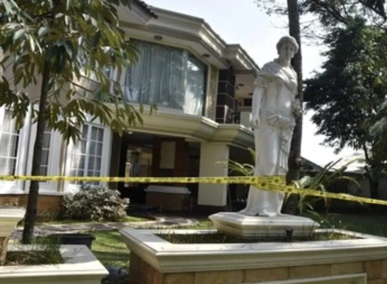 KPK Sebut Rumah Jampidsus Febrie di Sentul Pakai Nama Orang Lain, Tak Tercantum di LHKPN 1 KPK Sebut Rumah Jampidsus Febrie di Sentul Pakai Nama Orang Lain, Tak Tercantum di LHKPN