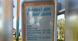 Tarif Parkir Bandara Halim Dipersoalkan, Penjelasan Pejabat UP Parkir Picu Desakan Audit Total 2 Tarif Parkir Bandara Halim Dipersoalkan, Penjelasan Pejabat UP Parkir Picu Desakan Audit Total