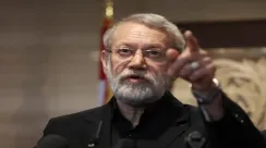 Ali Larijani pejabat senior Iran di tengah konflik Timur Tengah.