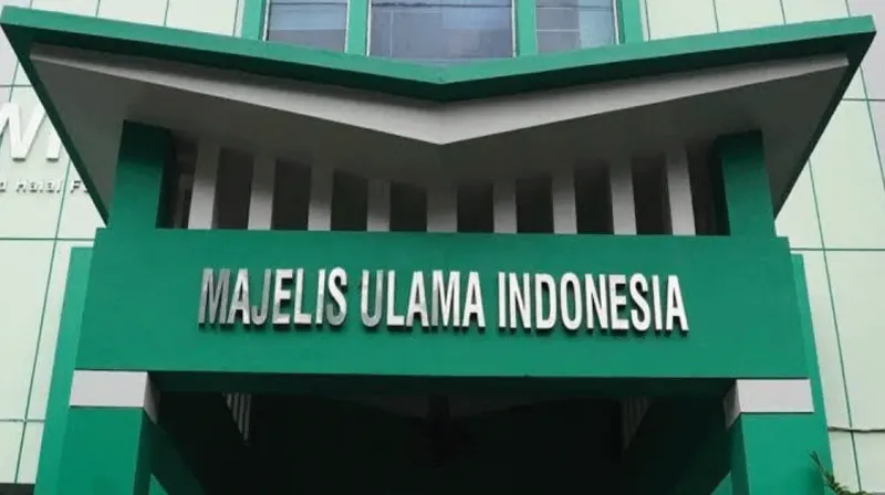 GEDUNG-MUI