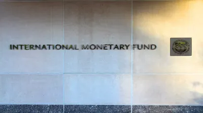 Kantor pusat IMF di Washington D.C., tempat lembaga tersebut mengeluarkan peringatan kepada Jepang terkait risiko fiskal dan pentingnya pengetatan moneter.