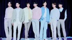 Ketujuh anggota BTS berpose bersama dalam foto promosi comeback mereka tahun 2026 setelah menyelesaikan wajib militer.