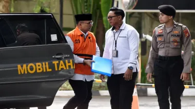 Mantan Menteri Agama Yaqut Cholil Qoumas di Gedung KPK terkait kasus kuota haji.