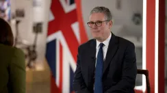 Perdana Menteri Inggris Keir Starmer berbicara kepada media mengenai hubungan Inggris dan Amerika Serikat di tengah kunjungan ke China.