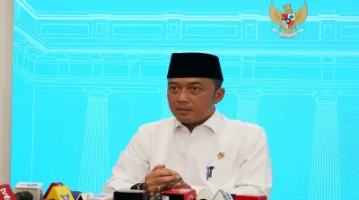 Prasetyo Hadi memberikan pernyataan di Gedung DPR RI terkait pentingnya etika dalam menyampaikan kritik setelah munculnya dugaan teror terhadap Ketua BEM UGM.