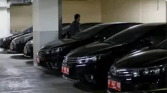 Mobil Dinas