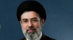 Potret Mojtaba Khamenei, pemimpin tertinggi baru Iran yang menggantikan ayahnya Ali Khamenei pada 2026.