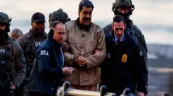 Presiden Venezuela Nicolas Maduro berdiri di ruang sidang federal Manhattan saat menjalani sidang perdana dan menyatakan tidak bertanggung jawab atas dakwaan Amerika Serikat.