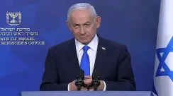 Benjamin Netanyahu menegaskan Israel siap melanjutkan perang melawan Iran meski ada gencatan senjata sementara.