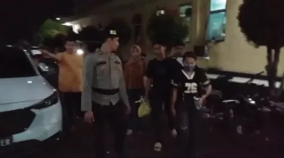 POLISI