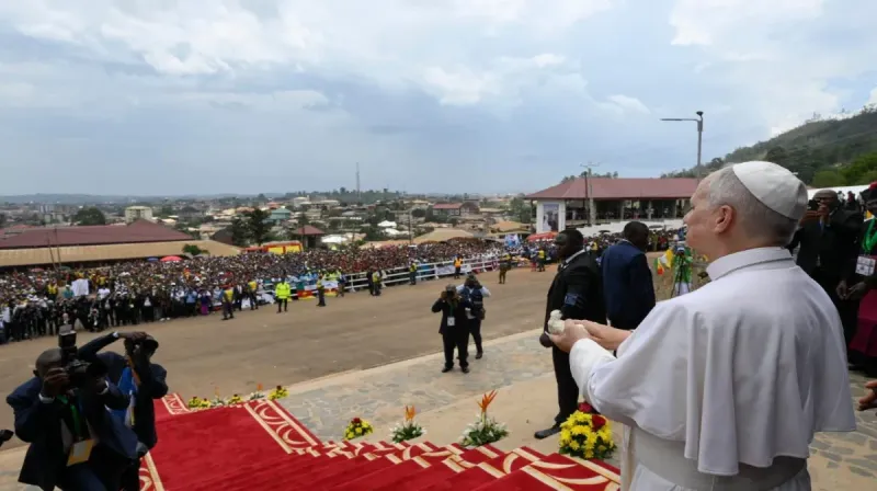 Paus Leo XIV memimpin pertemuan perdamaian di Kamerun