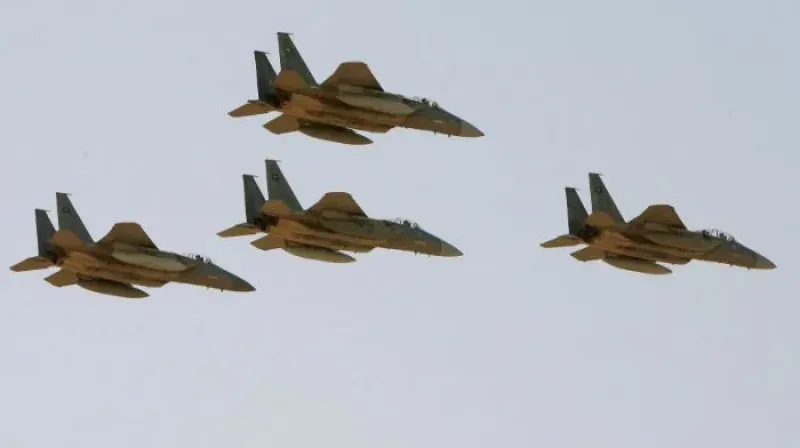 Pesawat tempur F-15 milik Angkatan Udara Saudi Arabia