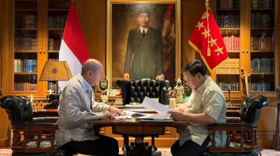 Presiden Prabowo menerima Rosan Roeslani di Hambalang membahas hilirisasi dan investasi nasional.