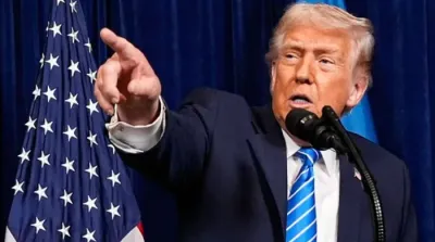 Presiden AS Donald Trump berpidato di Gedung Putih setelah mengumumkan penarikan Garda Nasional dari tiga kota besar: Chicago, Los Angeles, dan Portland.