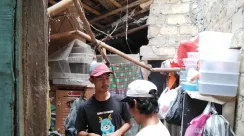 Rumah Ambruk