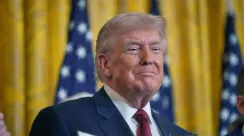 Presiden Amerika Serikat Donald Trump berbicara dalam konferensi pers di Gedung Putih.