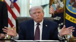 Donald Trump memberikan pernyataan bahwa perang dengan Iran akan segera berakhir dan AS akan menarik pasukan.