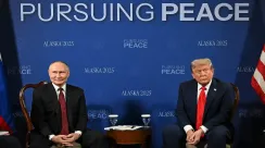 Donald Trump dan Vladimir Putin menghadiri pertemuan di Pangkalan Gabungan Elmendorf-Richardson, Anchorage, Alaska, pada 15 Agustus 2025.