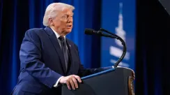 Presiden AS Donald Trump memberikan pernyataan mengenai perang Iran dan klaim serangan terhadap ribuan target militer Iran.