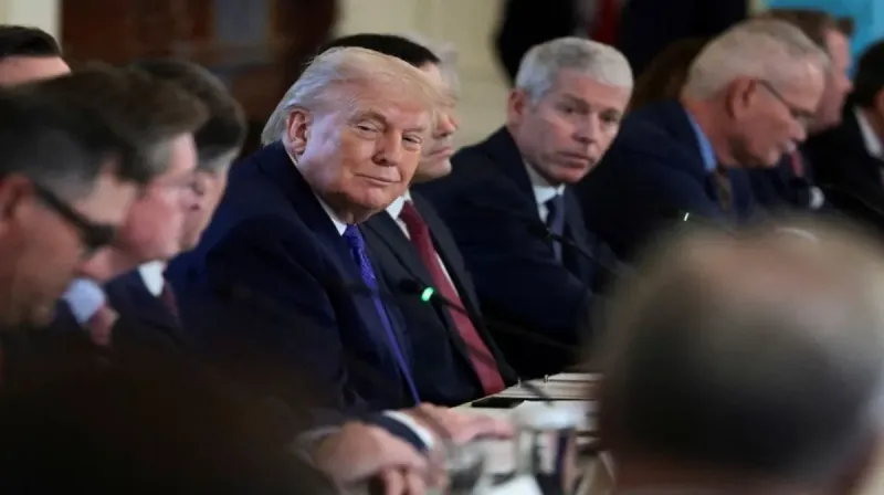 Presiden Donald Trump berbicara tentang kebijakan AS terhadap Kuba dan penghentian aliran minyak serta dukungan finansial dari Venezuela.