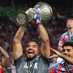 Para pemain Palace merayakan gelar perdana mereka di kompetisi Eropa. (IG Crystal Palace for Hallonews).