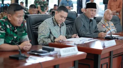 gubenur-sumbar