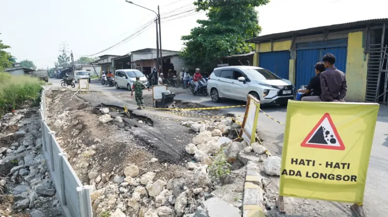 jalan rusak