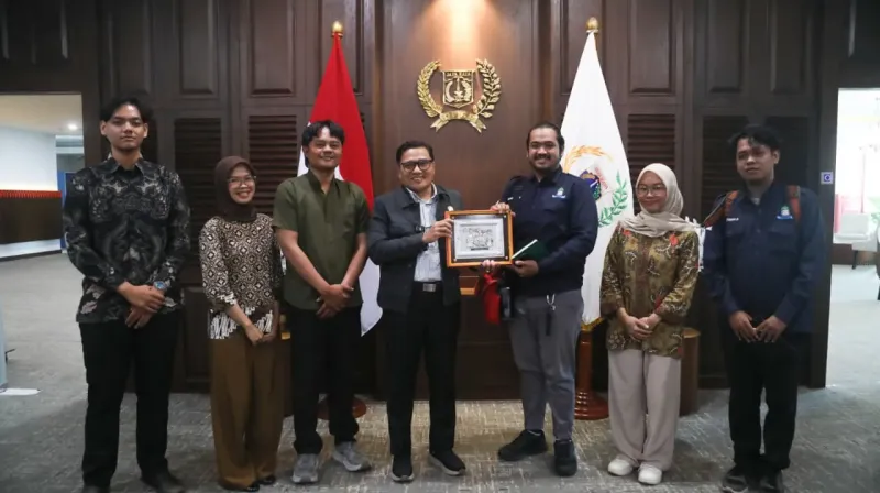 ketua dprd pemprov dki pulau seribu