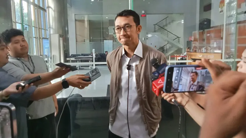 kpk akan memanggil perry warjiyo
