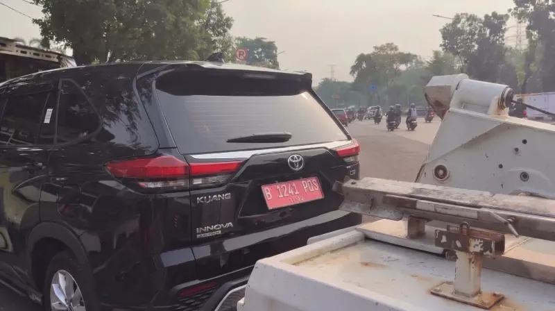 mobil dinas tak luput dari razia revisi