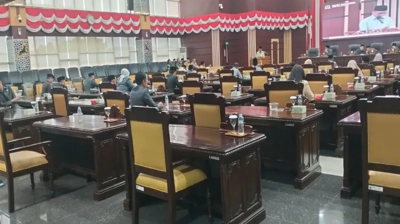 rapat-dprd-bgr