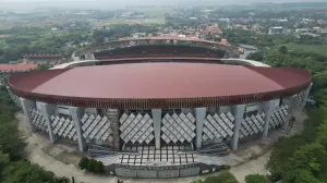 stadion wibawa mukti ciktim