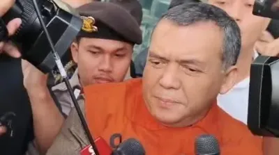 wamen imipas rompi oren (2)
